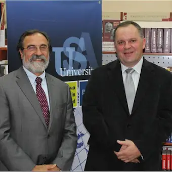 Співзасновник асоціації Добруджа плюс Круковський Ігор і Мирон Стасів директор програми Фулбрайта в Україні